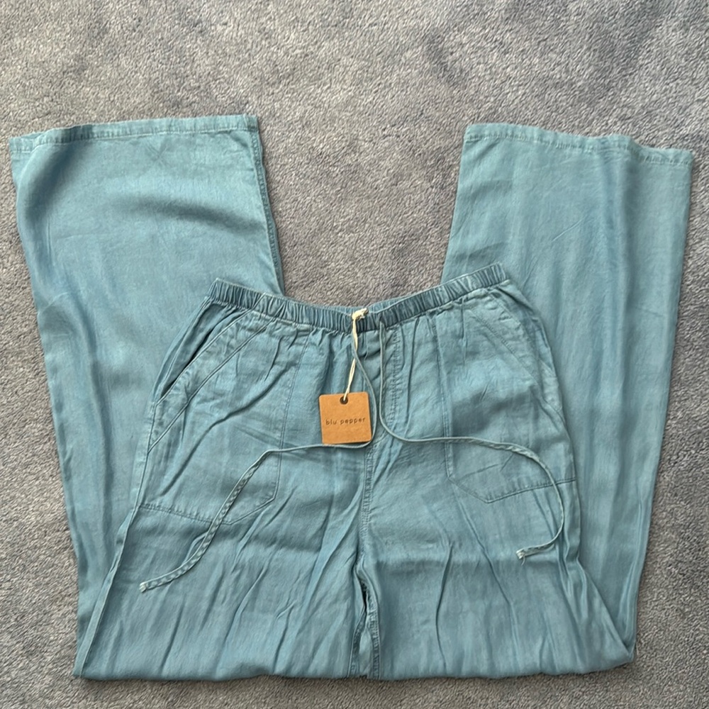 Blu Pepper Chambray Pants